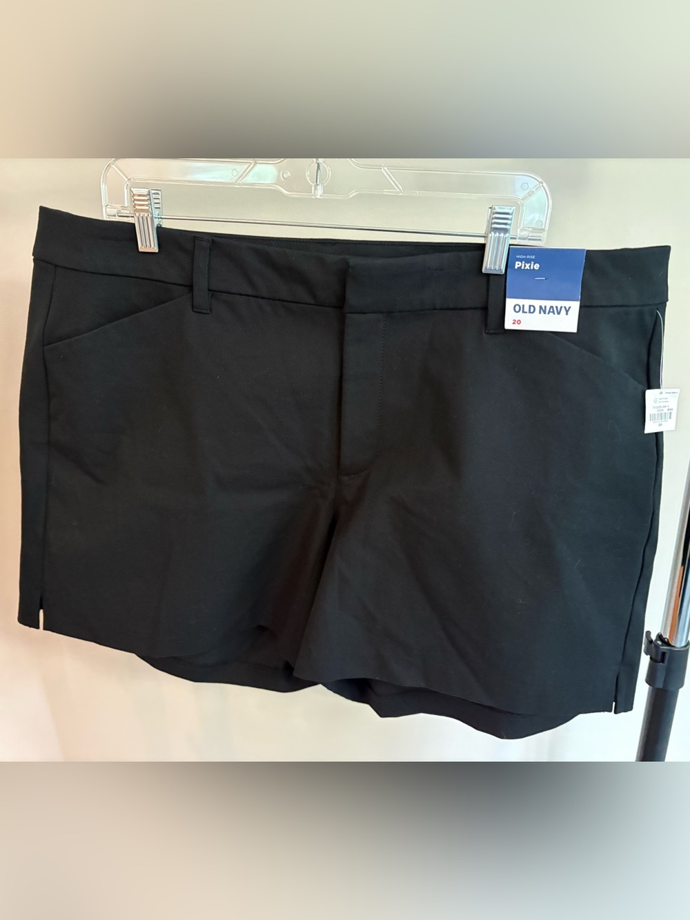 NWT High-Waisted Pixie Trouser Shorts -- 5-inch inseam